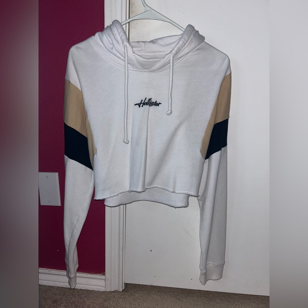 Cropped White Hollister Hoodie